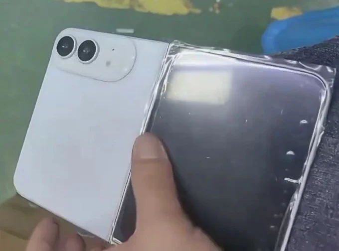 iPhone Ultra - Dummy