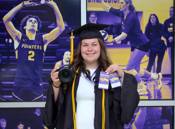 2026 spring graduate Lyric LaRock used her photography and media skills to take advantage of every opportunity that came her way and sharpen her skills to set herself up for a professional career in sports media.
