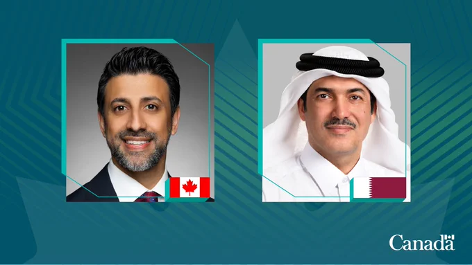 Two side-by-side portraits on a teal background. The one on the left is of the Honourable Maninder Sidhu, Minister of International Trade, with a small Canadian flag. The one on the right is of His Excellency Ahmed bin Mohammed Al Sayed, Qatar’s Minister of State for Foreign Trade Affairs, with a small Qatari flag. 