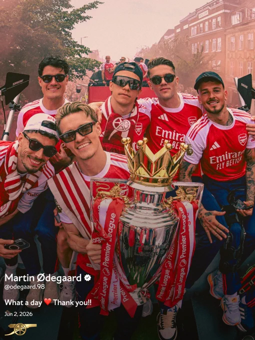 Martin Odegaard's post of him holding the Premier League trophy surrounded by Arsenal teammates. "What a day ❤️ Thank you!!"