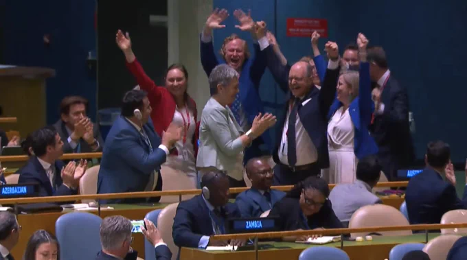 General Assembly elects non-permanent members of the Security Council.