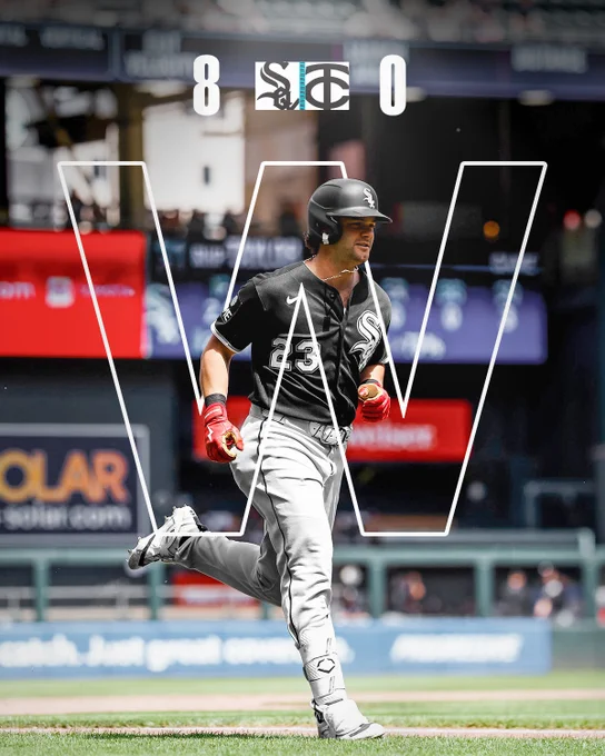 The White Sox defeat the Twins, 8-0.