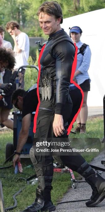 Benjamin Poindexter aka Bullseye on the set of DDBA s3