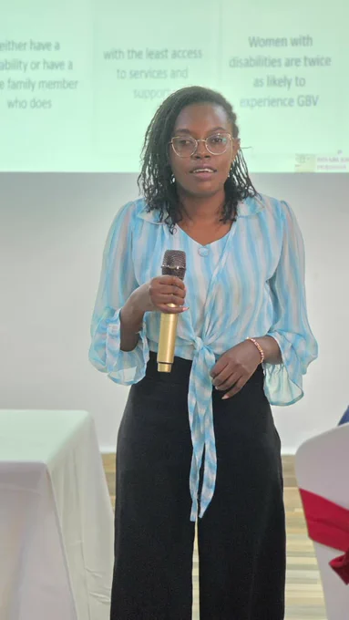 A facilitator presents on the rights of women and girls with disabilities during a workshop on disability inclusion and access to justice in Kisumu.