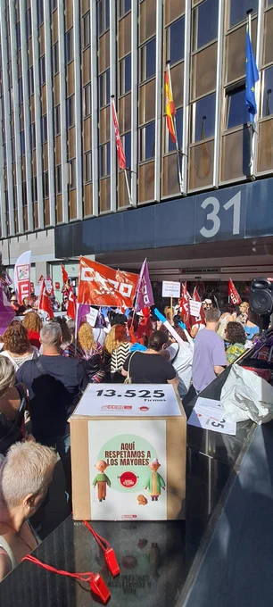 13525 firmas para apoyar al sector de dependencia 