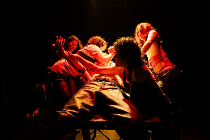 'Dyke, Just Do It', Sweatmother, ICA, London, 2023. © Anne Tetzlaff