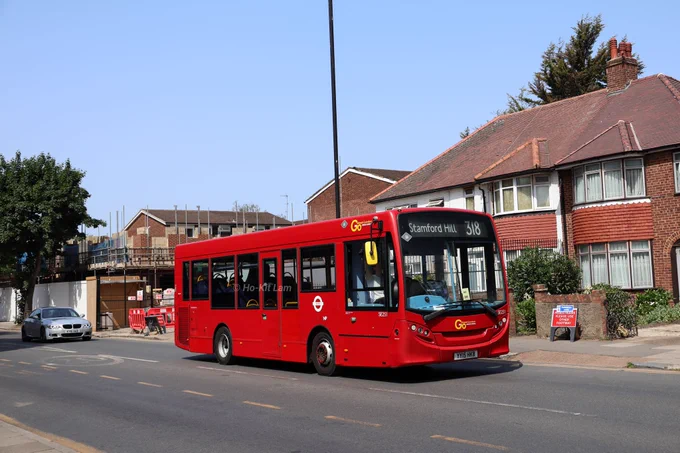 Go Ahead London SE251 (YY15HKB) is a red Alexander Dennis Enviro200 and is pictured in Tottenham as it headed to Stamford Hill on route 318.