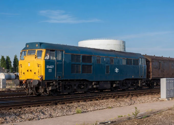 Locomotive 31427 at Gloucester on 29th June 1989.