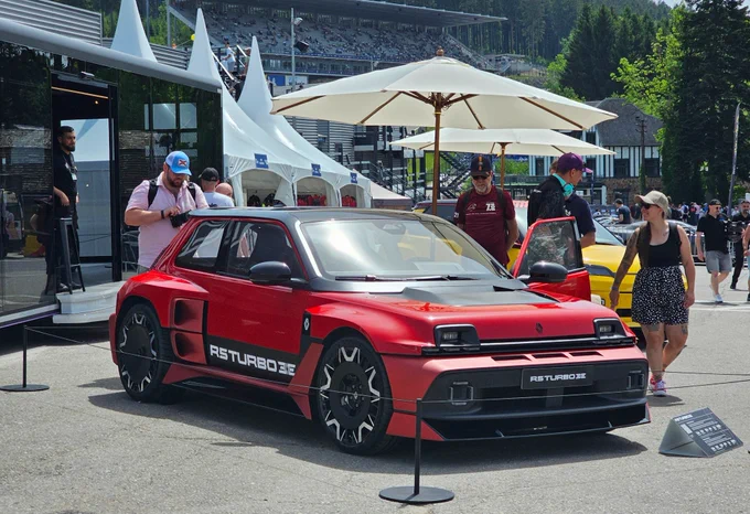 Renault R5 Turbo Electric Spa Classic French car