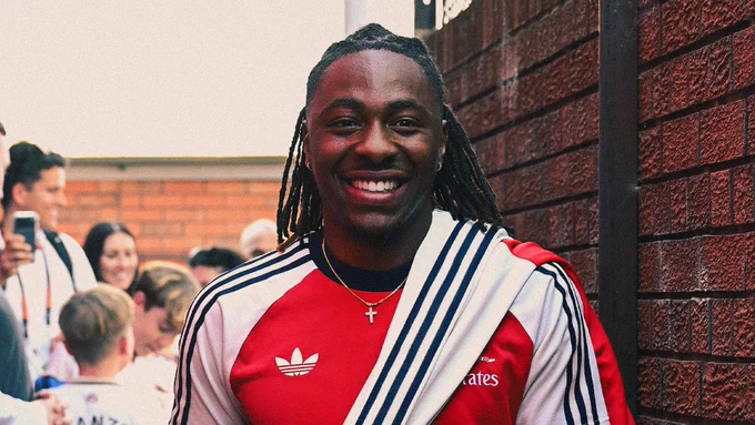Ebere Eze arrives at Selhurst Park.