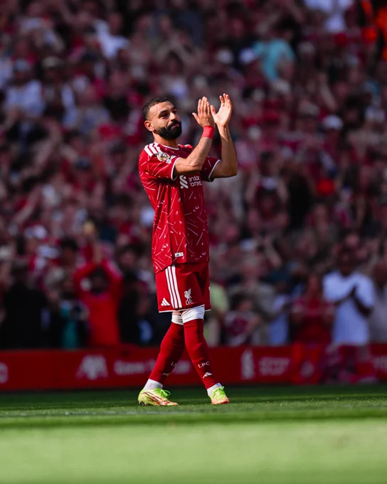 Photography of Mo Salah as is substituted off for Liverpool.