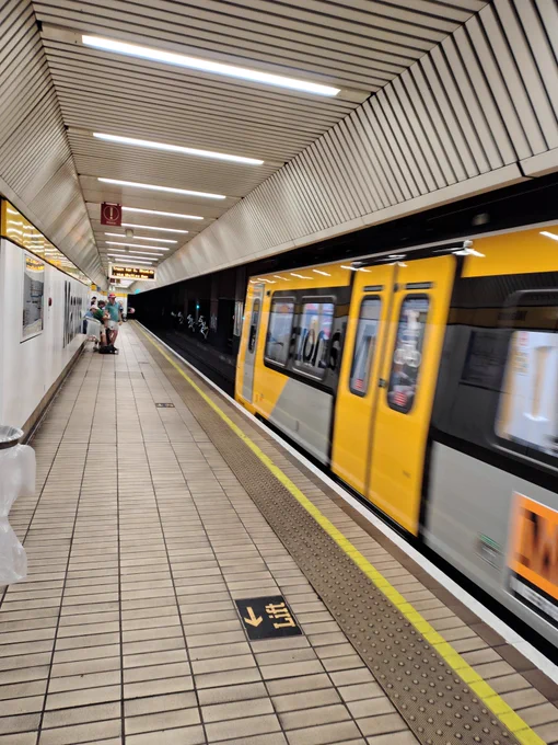 A JIT Metro at Manors