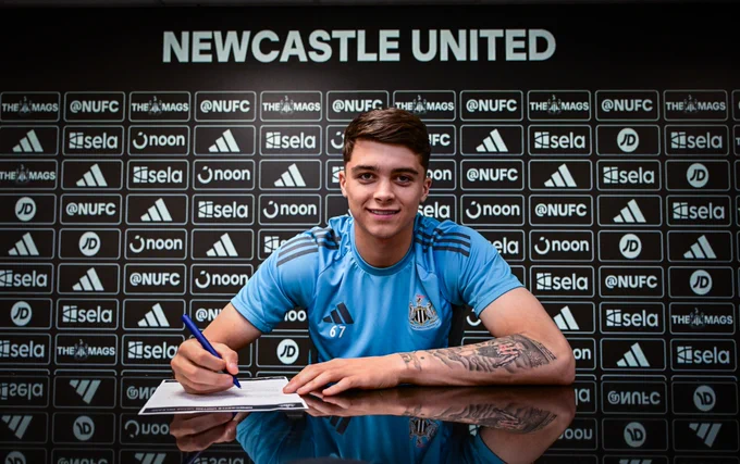 Lewis Miley signs new long-term contract at Newcastle United until 2032