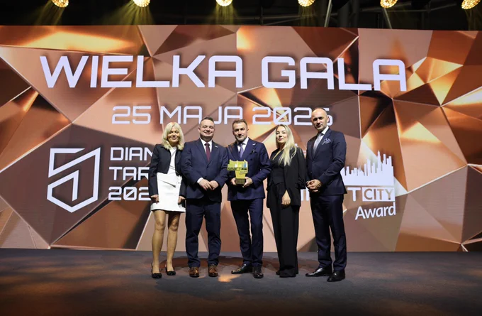 LOGiT FLOW wyróżniony nagrodą Smart City Solution podczas wielkiej gali Smart City Forum