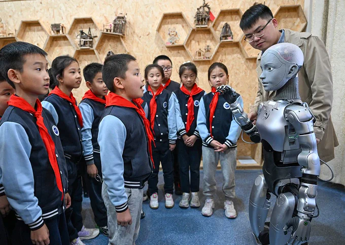 Image Source:
https://www.nature.com/articles/d41586-026-01620-7

Primary-school children take lessons from a humanoid robot in Hefei, China.

Credit: Zhang Dagang/VCG via Getty