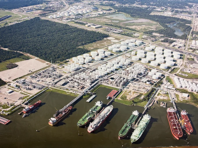 Birds eye view of LNG Ports Infrastructure