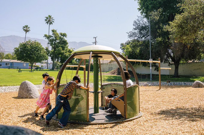 Photo by SALT Landscape Architects
