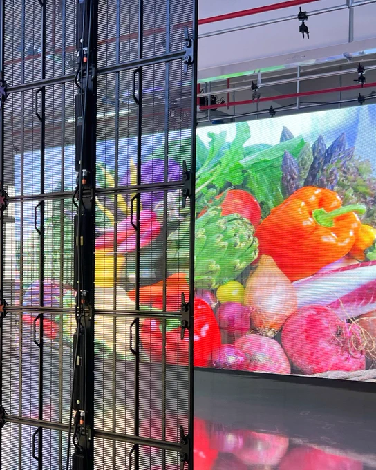 LED DISPLAYS