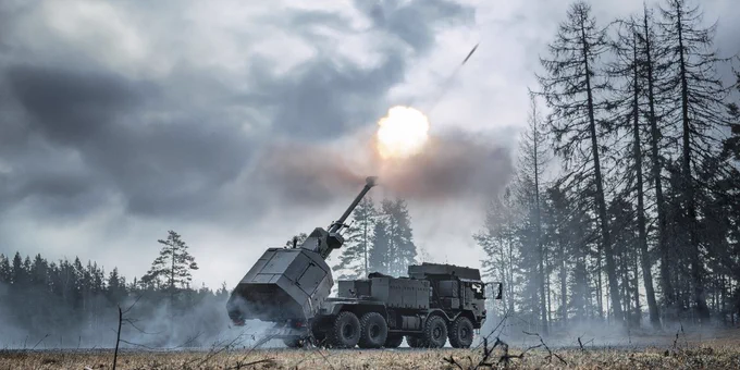 BAE Systems ARCHER Mobile Howitzer demonstrating rapid-fire capability.