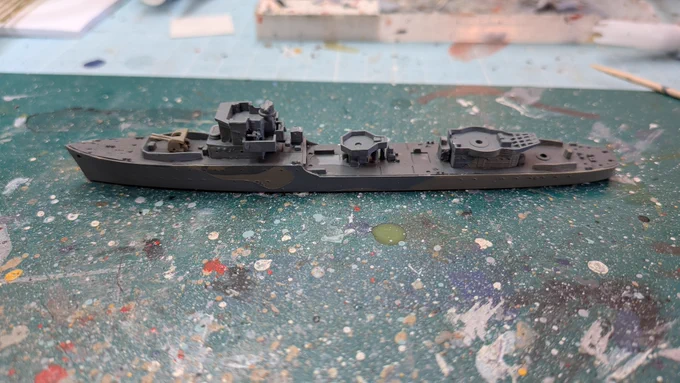 IBG Hunt class destroyer escort 1/700 scale model.