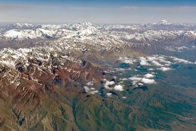 "Andes mountains from 35,000 feet" by sgbirch is licensed under CC BY-SA 2.0 