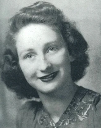 Headshot of Iris Hewson as a young woman.
