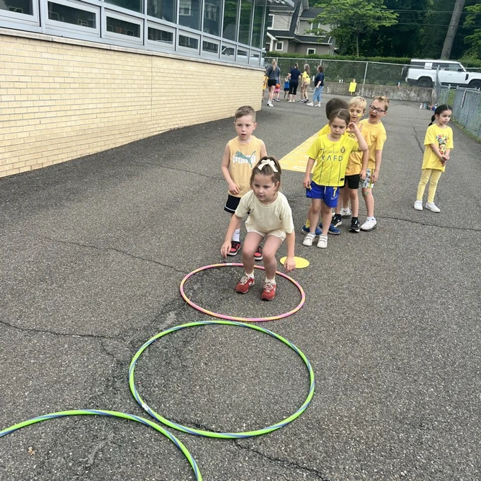 KRO at Hula Hoop Showdown