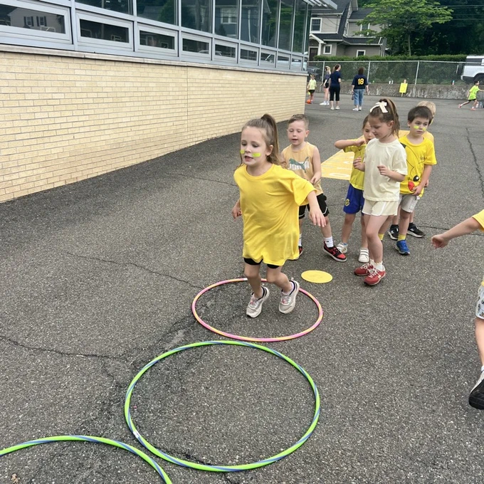 KRO at Hula Hoop Showdown