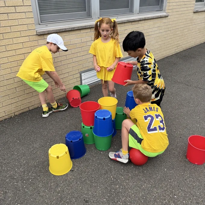 children in picture 