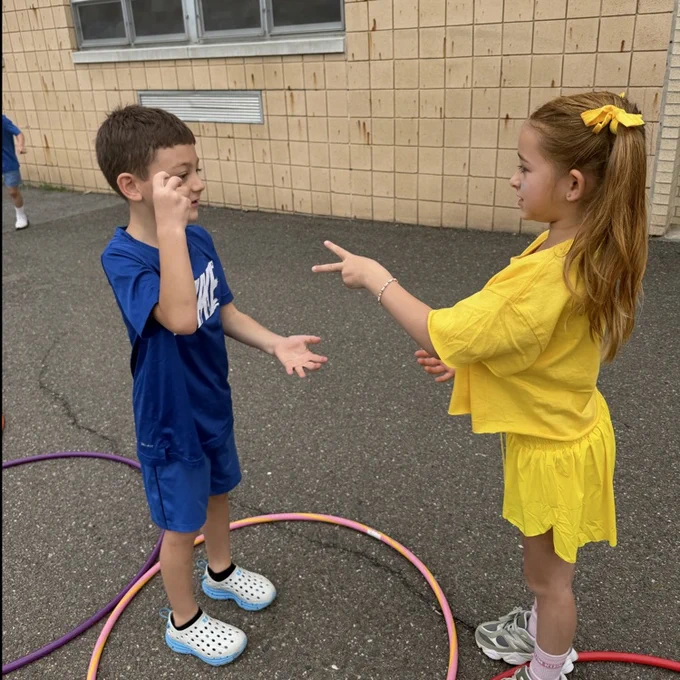 children in picture 