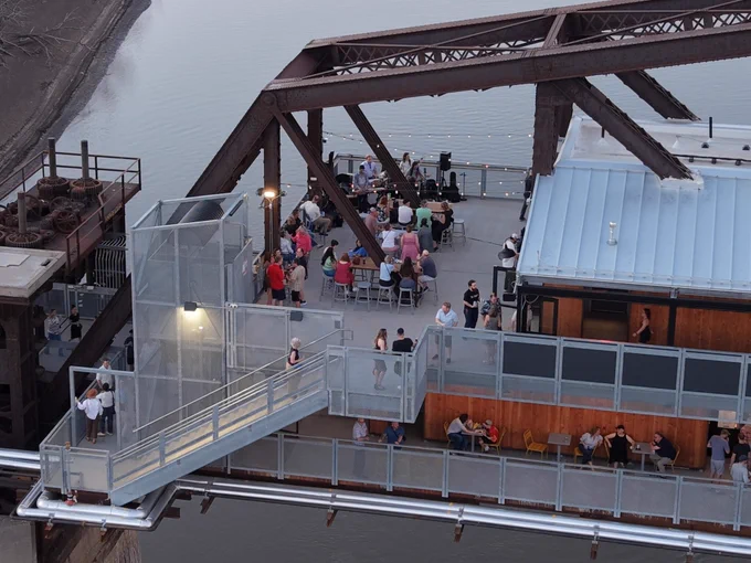 Bridge deck via rockislandkc.com