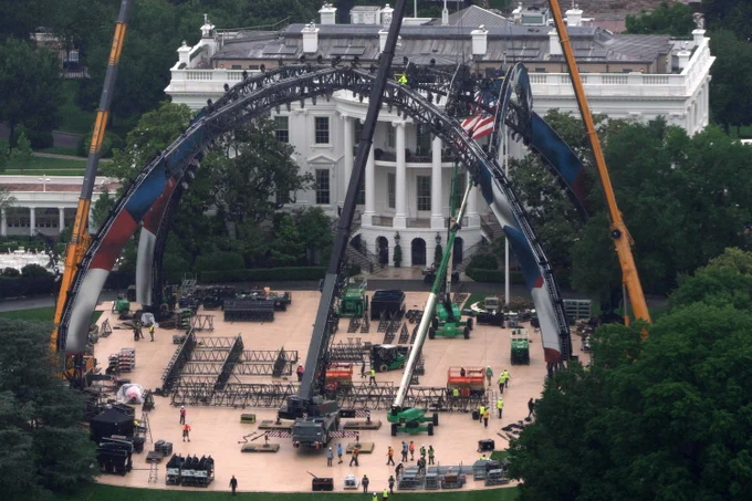 Equipment being placed on the South Lawn of the White House is seen from the Washington Monument, Tuesday, May 26, 2026, in Washington. The UFC is holding a mixed martial arts fight on June 14 as part of America 250 celebrations. (AP Photo/Mark Schiefelbein)