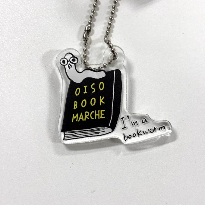 OISO BOOK MARCHEのアクリルキーホルダー。