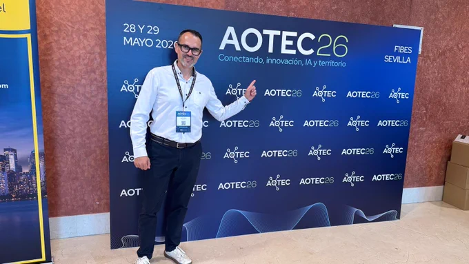 ¡Te esperamos en @Feria_AOTEC 2026!
Stand Nº 82-83 en @fibesevilla 
▶ https://siptize.com/aotec-2026-feria-tecnologica-en-sevilla/