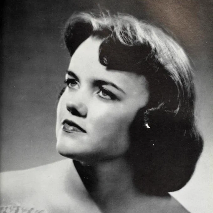 Black and white photo of Mia Aurbakken Adjali's yearbook photo as Millsaps Beauty. It's a three-quarters view of her looking off to the left.