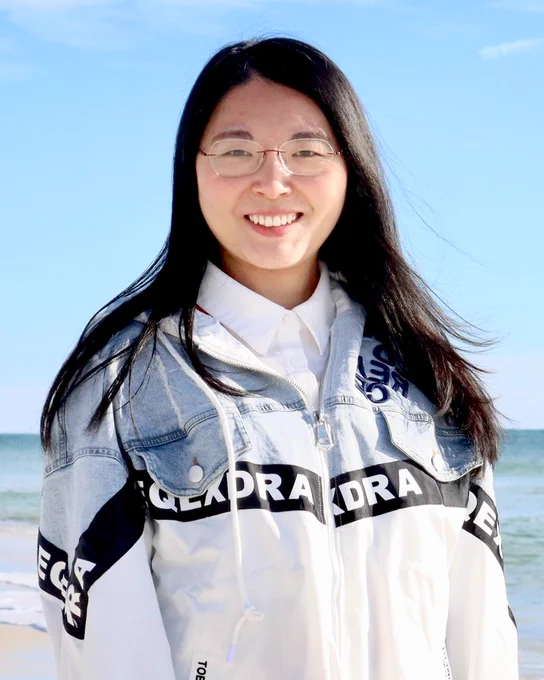 Photo of Xiaonan Zhang.