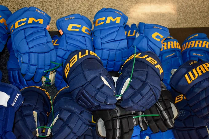 STL Authentics is at Enterprise Center.