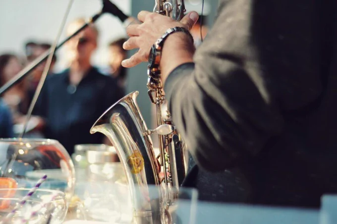 Man playing the saxophone