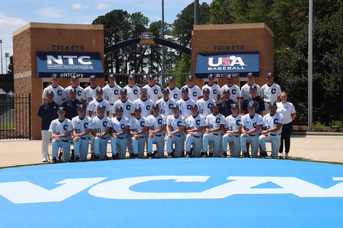 Catawba team picture at the USA Baseball Training Complex.