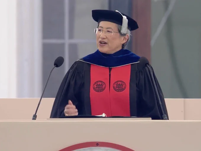 Lisa Su at the commencement stage podium.