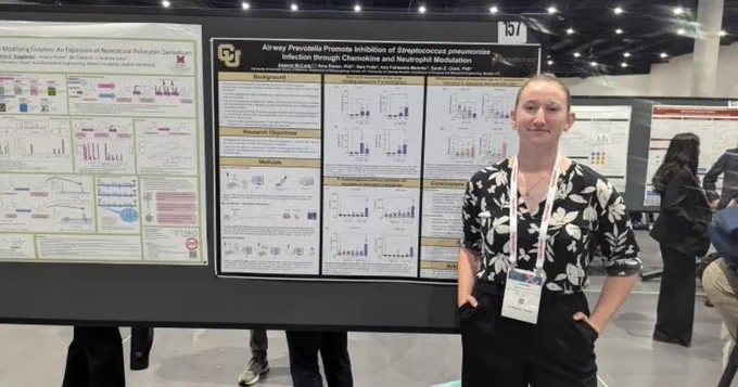 Arianna McCarty presenting her research at the 2024 American Institute of Chemical Engineers (AIChE) annual meeting in San Diego.