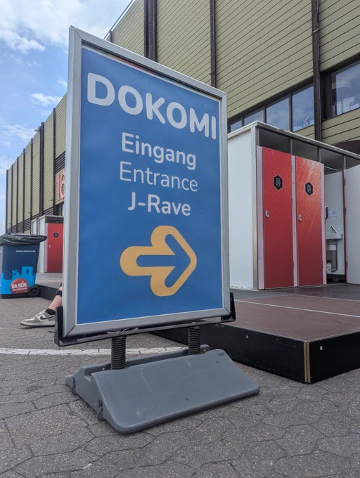 DoKomi J-Rave entrance sign