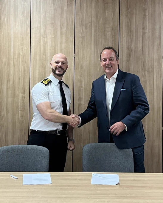 Adam Williams, IPO CEO and Pete O'Doherty, Commissioner for the City of London Police signing the 2026–27 Service Agreement for three-year funding commitment for PIPCU.

Image credit: City of London Police.