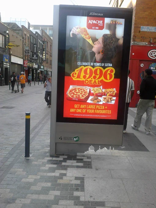 Photo (above) showing JC Decaux advertising panel on Liffey Street with jagged edge,