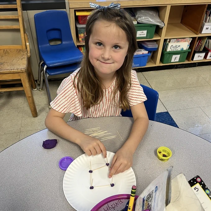 KRO uses play-doh & toothpicks to build 3D shapes.