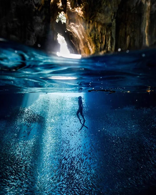 Photo by Pier Nirandara