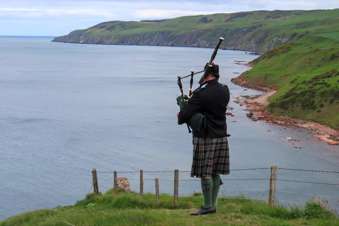 Piper helping to launch the deep time trail