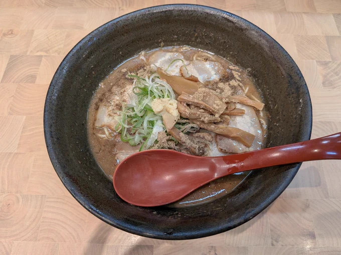 お昼に食べた煮干しラーメン