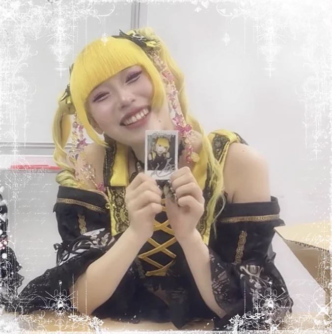 ぺっとちゃん！！君のおかげでめちゃくちゃ泣いちゃったよ！！！！
ぺっとちゃんのDaTuRaの初回サイン会に参加できて本当に嬉しいです ⊂(ᴖ ̫ᴖ  )⊃♩ 今後のサイン会にもぜひ参加します！！！！！

ぺっとちゃんがぺっとちゃんが私の神推しだと認めてくれた時、私は「うわー、すごくいい気分だ」って感じだった 
(⁄ฅ⁄⁄ฅ⁄⁄)♡ 

エリアとぺっとちゃん𝐟𝐨𝐫𝐞𝐯𝐞𝐫！！！🫶💛 私はぺっとちゃんのそばを離れないので、ぺっとちゃんは海外のフランス製のスティックのりを扱わなければなりません!!!!
🪄 完全に生死を共にする (͒ ᴖ ·̫ ᴖ⸝⸝ )͒♪

いつも本当にありがとう🫶
ぺっとちゃんは本当に唯一無二の存在で✨✨✨
私にとってとても大切な存在です(ㅅ´˘`)♪