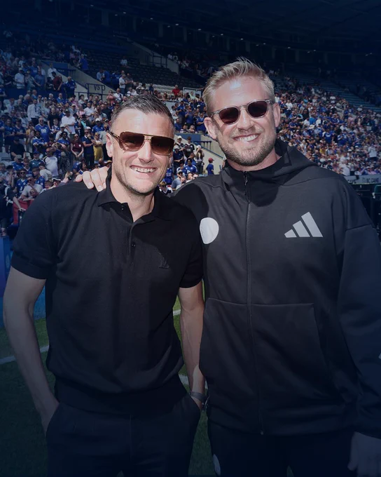 Jamie Vardy and Kasper Schmeichel at King Power Stadium.